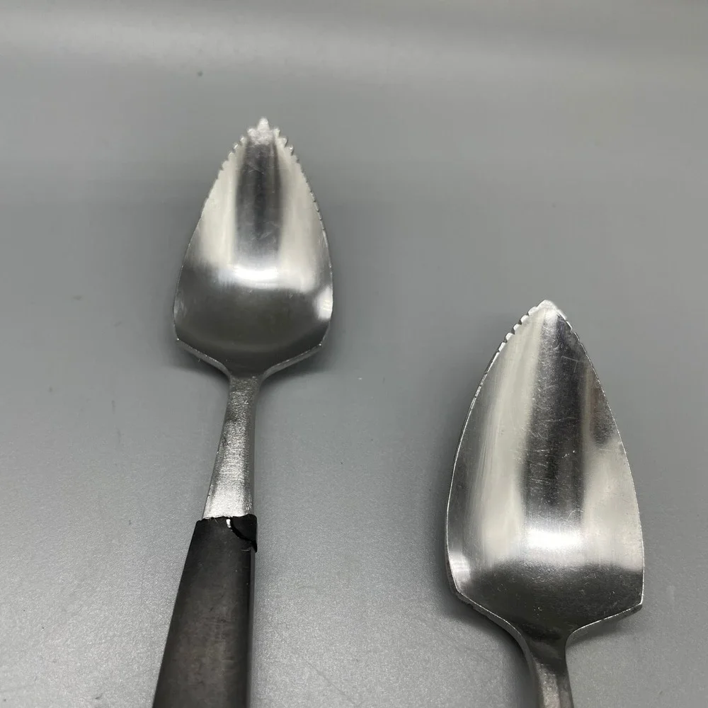Vintage MCM‎ Grapefruit Spoons Set of 2 Serrated Stainless Japan Black Handle